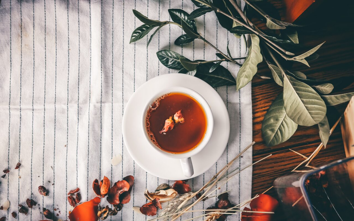 Beber té con o sin azúcar